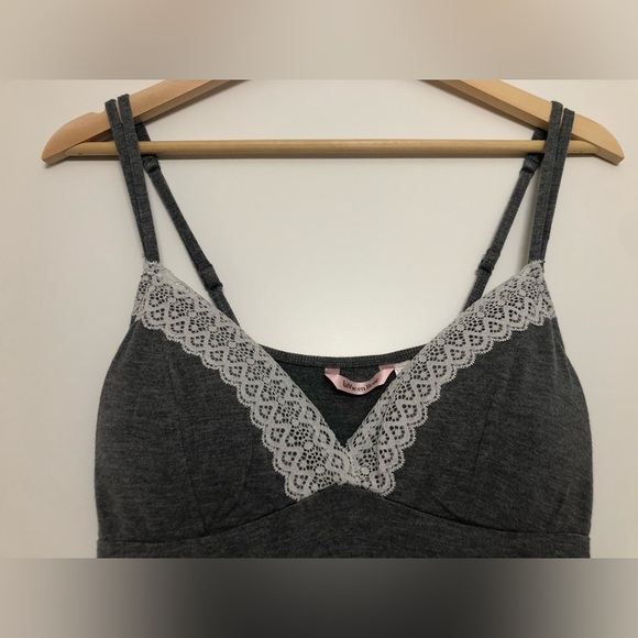 La Vie En Rose nighty intimates pjs pajamas grey white lace feminine sleep - Picture 3 of 6